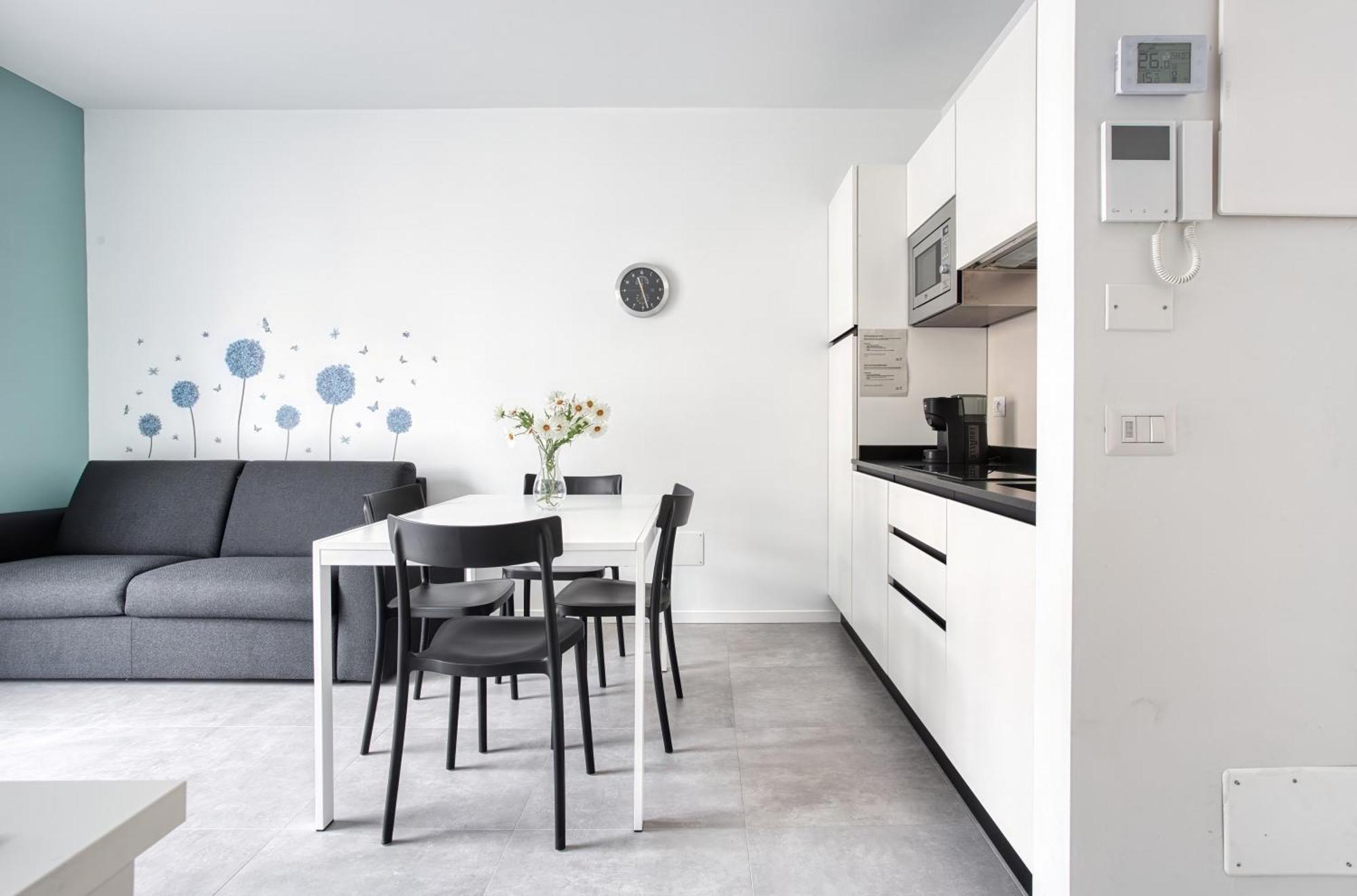 Sleek City Abode In Maciachini ميلان المظهر الخارجي الصورة
