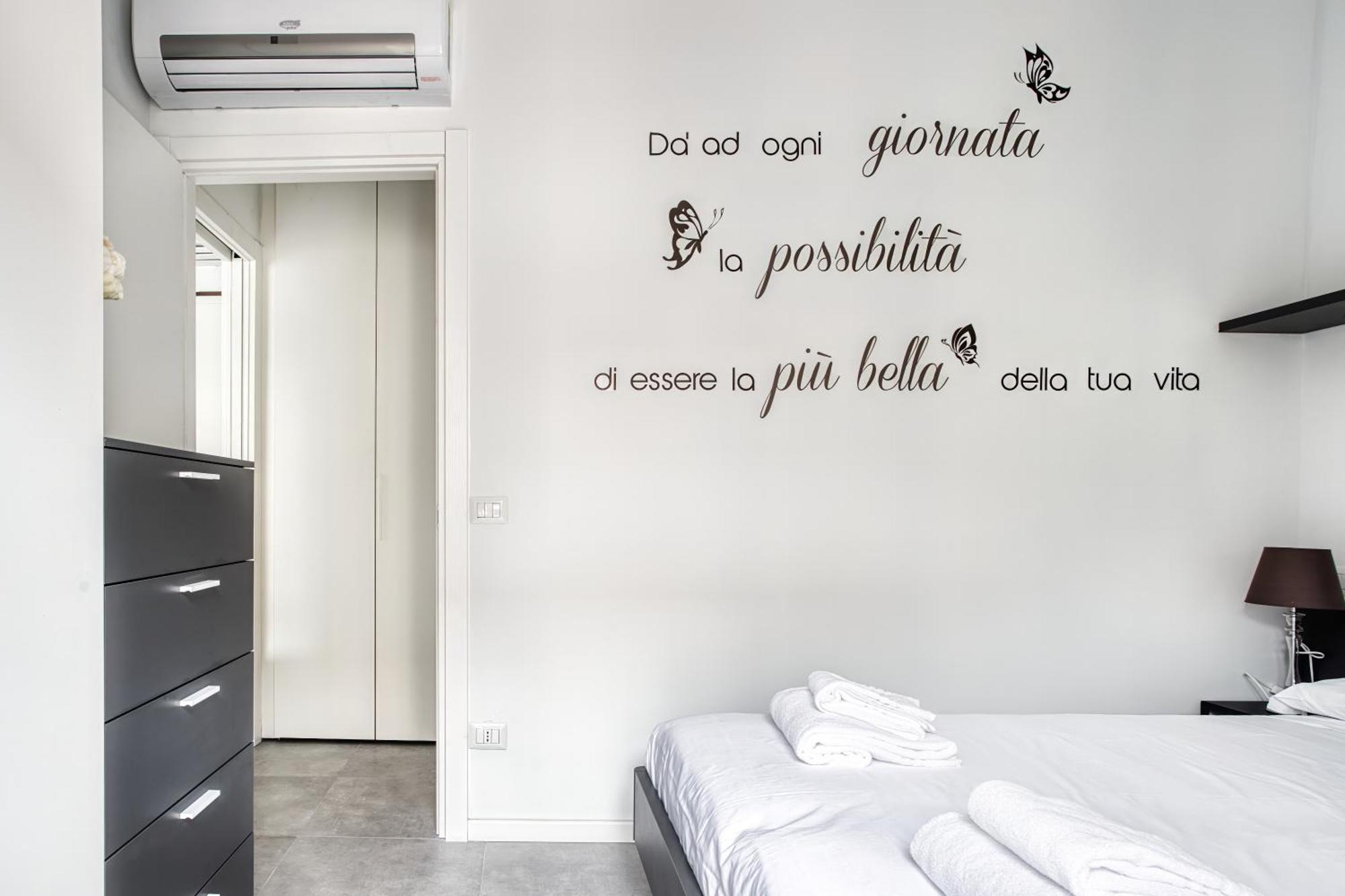 Sleek City Abode In Maciachini ميلان المظهر الخارجي الصورة