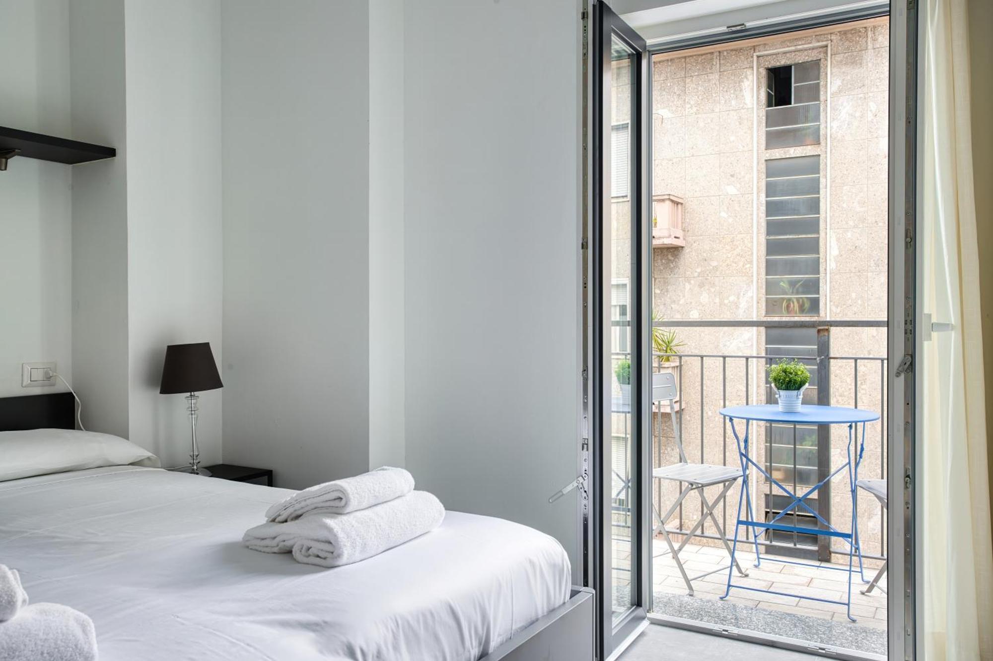 Sleek City Abode In Maciachini ميلان المظهر الخارجي الصورة