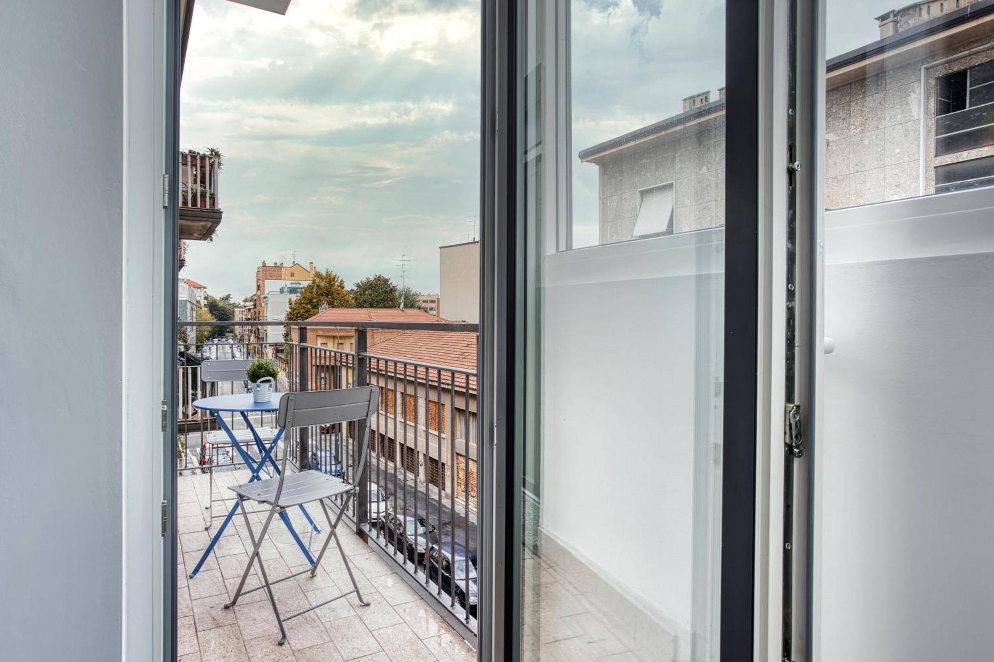 Sleek City Abode In Maciachini ميلان المظهر الخارجي الصورة